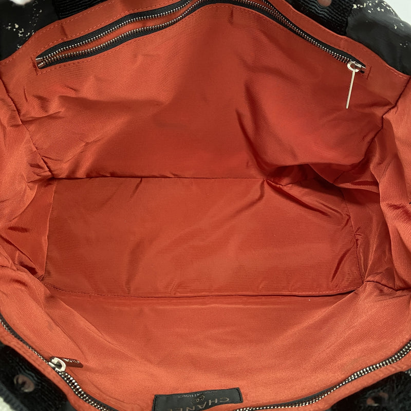 【6ke5641】シャネル トートバッグ 旧トラベル ナイロン ブラック シルバー金具【中古】レディース