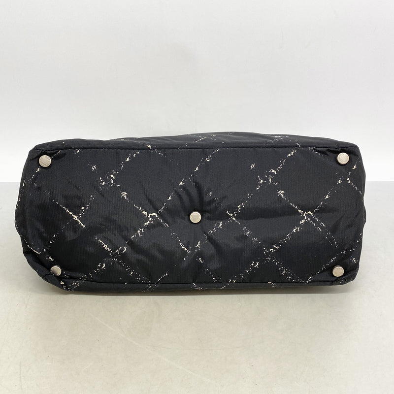 【6ke5641】シャネル トートバッグ 旧トラベル ナイロン ブラック シルバー金具【中古】レディース