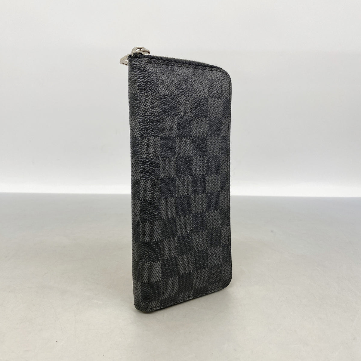 【6ke5657】ルイヴィトン 長財布 ダミエ・グラフィット ジッピーウォレットヴェルティカル N63095 ブラック【中古】メンズ