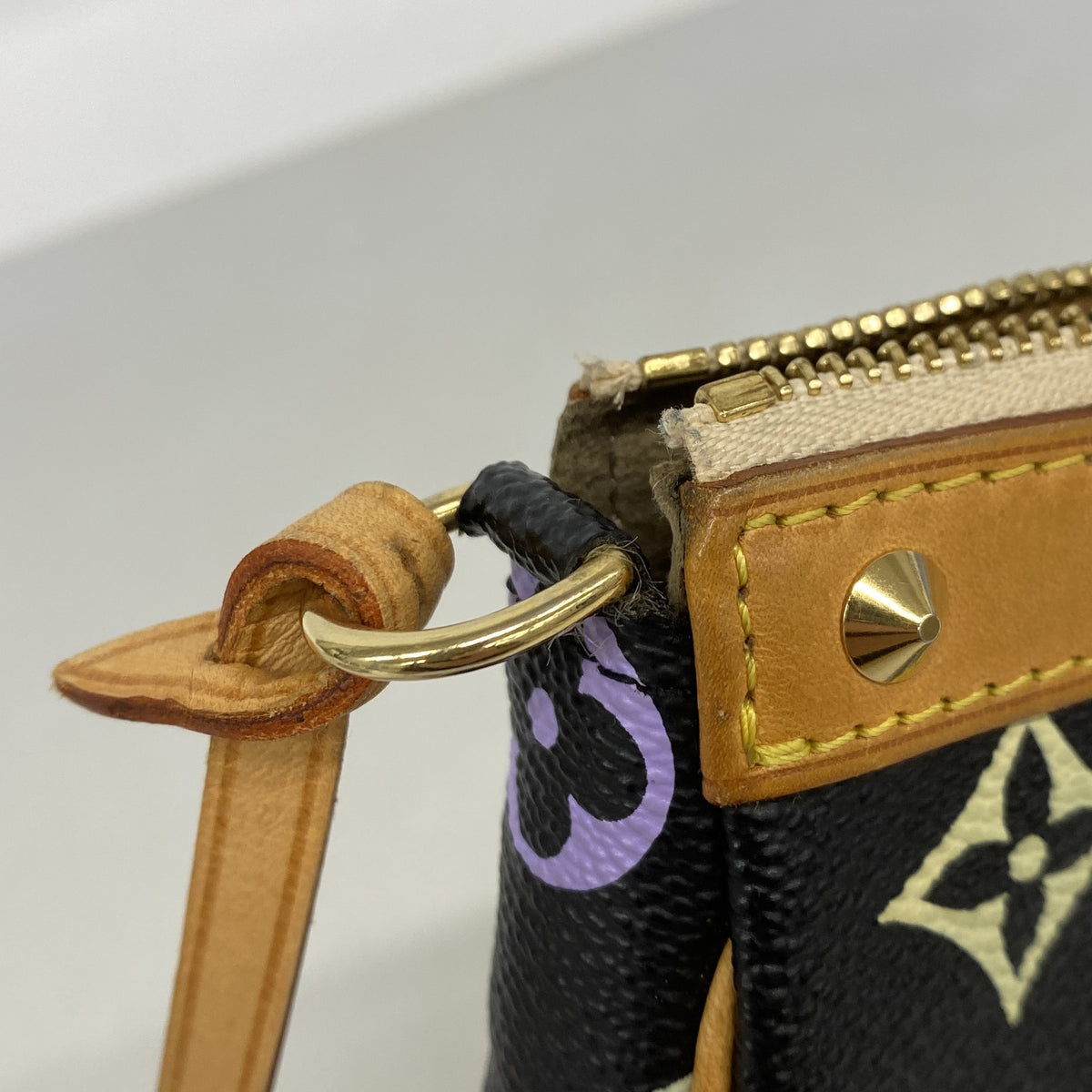 【6ke5794】ルイヴィトン ポーチ モノグラム・マルチカラー ポシェットアクセソワール M92648 ノワール【中古】レディース