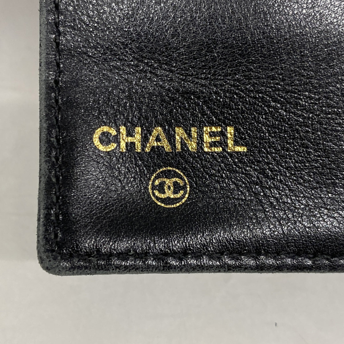 【6ke5798】シャネル 長財布 キャビアスキン ブラック ゴールド金具【中古】レディース