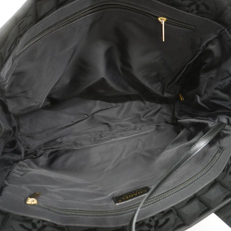 【6ke5997】シャネル トートバッグ ニュートラベル ナイロン ブラック シャンパンゴールド金具【中古】レディース
