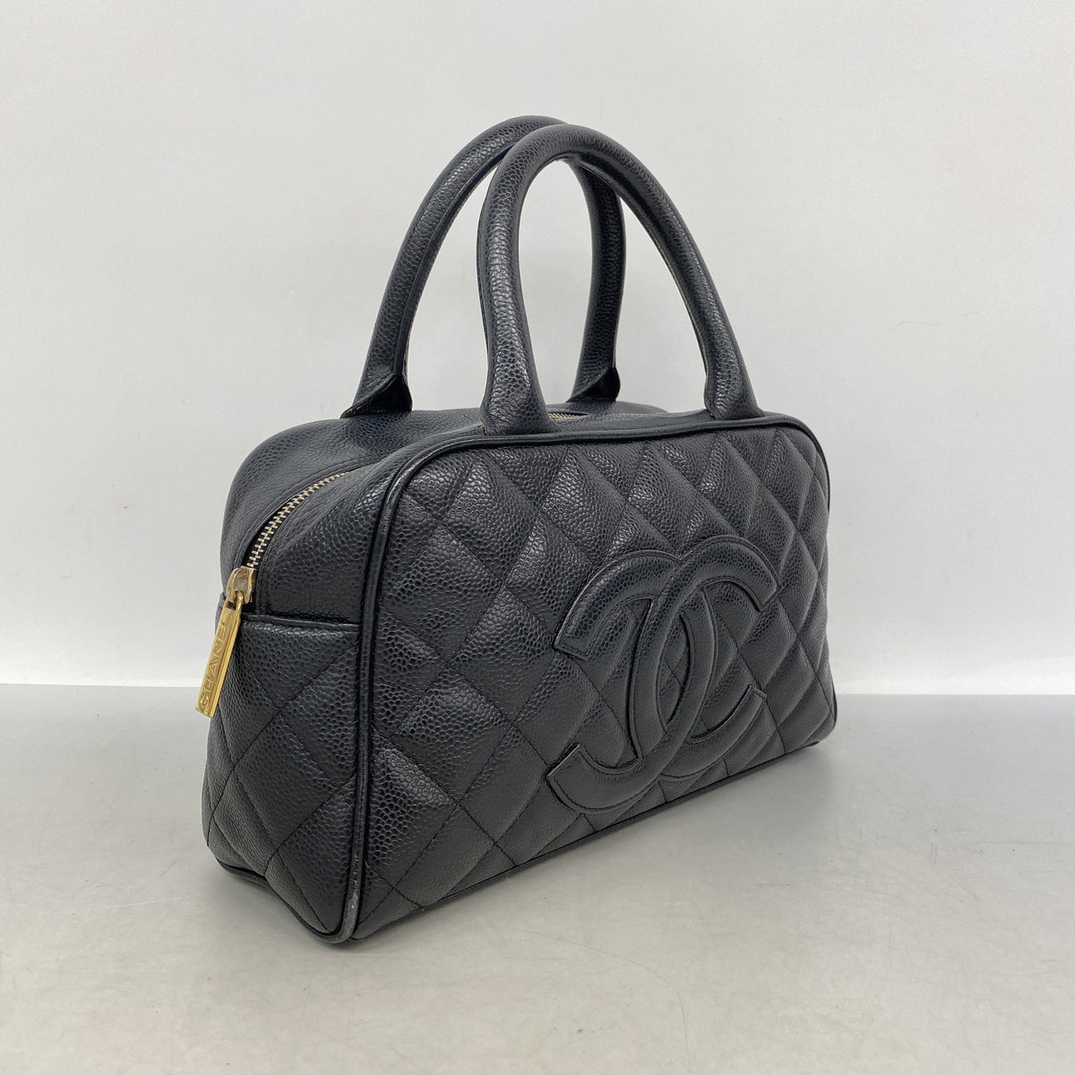【6ke6160】シャネル ハンドバッグ マトラッセ キャビアスキン ブラック ゴールド金具【中古】レディース