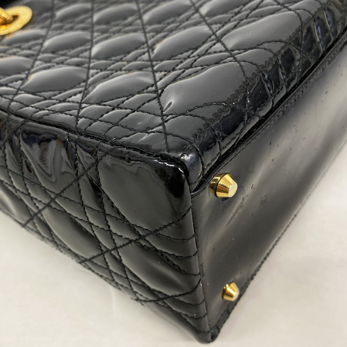 【6ke6242】クリスチャンディオール ハンドバッグ カナージュ レディディオール エナメル ブラック ゴールド金具【中古】レディース