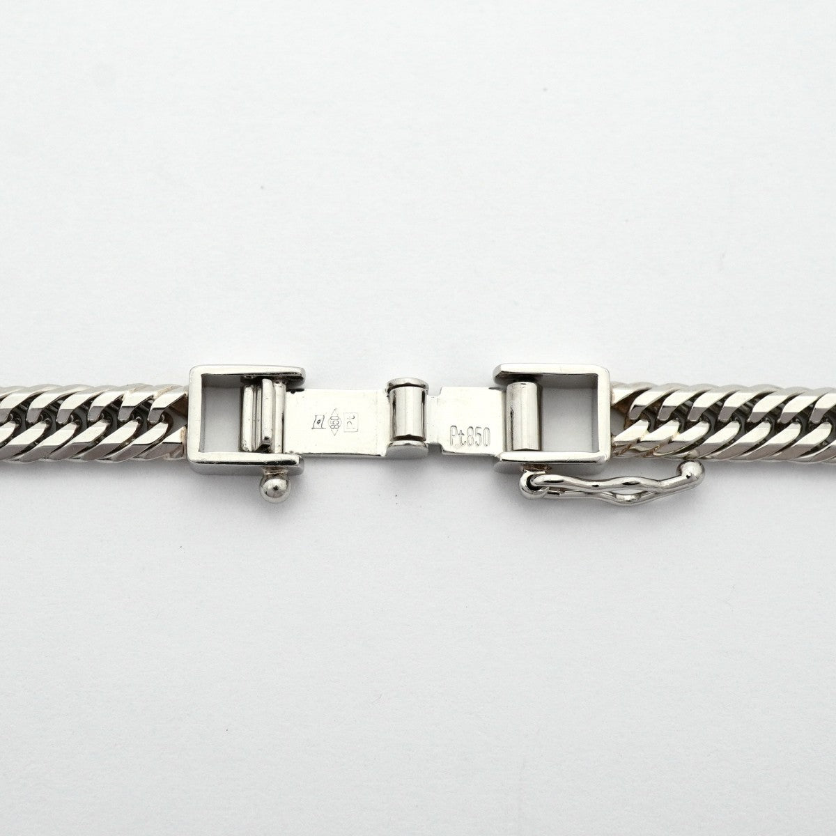 【6khd0059】喜平 ネックレス Pt850 プラチナ トリプル 12面 50.9cm 30.2g キヘイ【中古】メンズ レディース ユニセックス