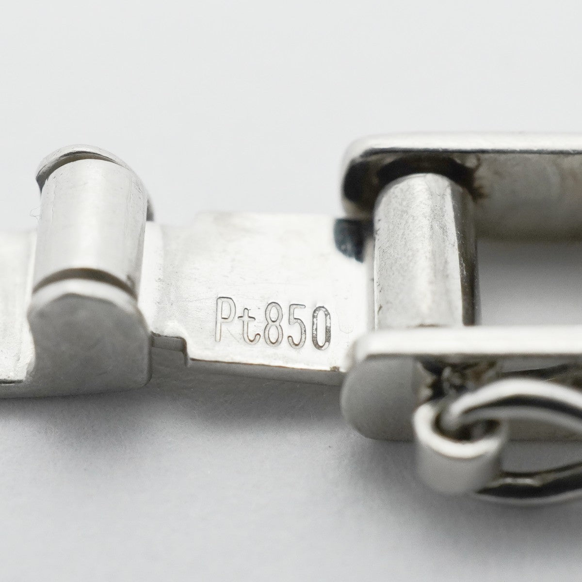 【6khe0016】喜平 ネックレス Pt850 プラチナ トリプル 12面 52.3cm 29.9g キヘイ【中古】メンズ レディース ユニセックス