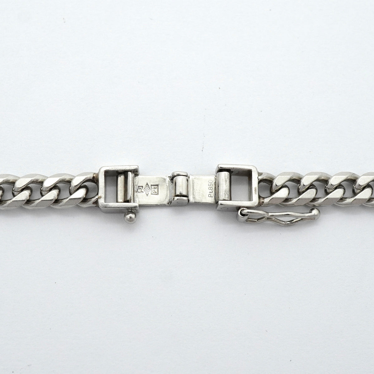 【6khg0071】喜平 ネックレス Pt850 プラチナ 8面 トリプル 51.9cm 50.2g キヘイ【中古】メンズ レディース ユニセックス