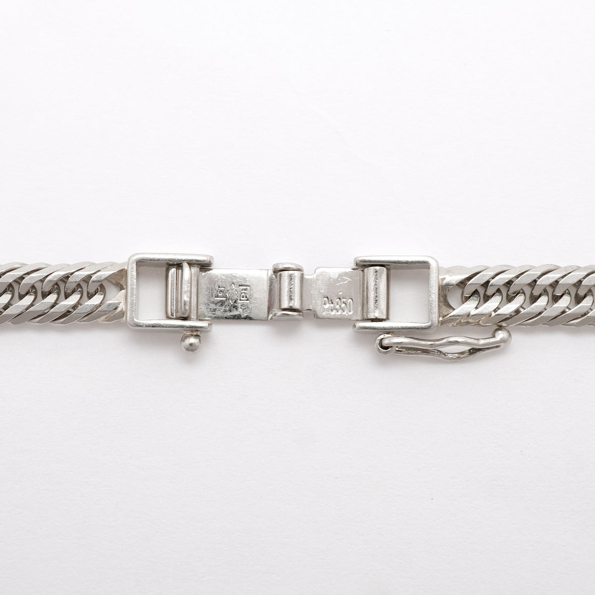 【6khh0105】喜平 ネックレス Pt850 プラチナ トリプル 12面 51.6cm 30.1g キヘイ【中古】メンズ レディース ユニセックス