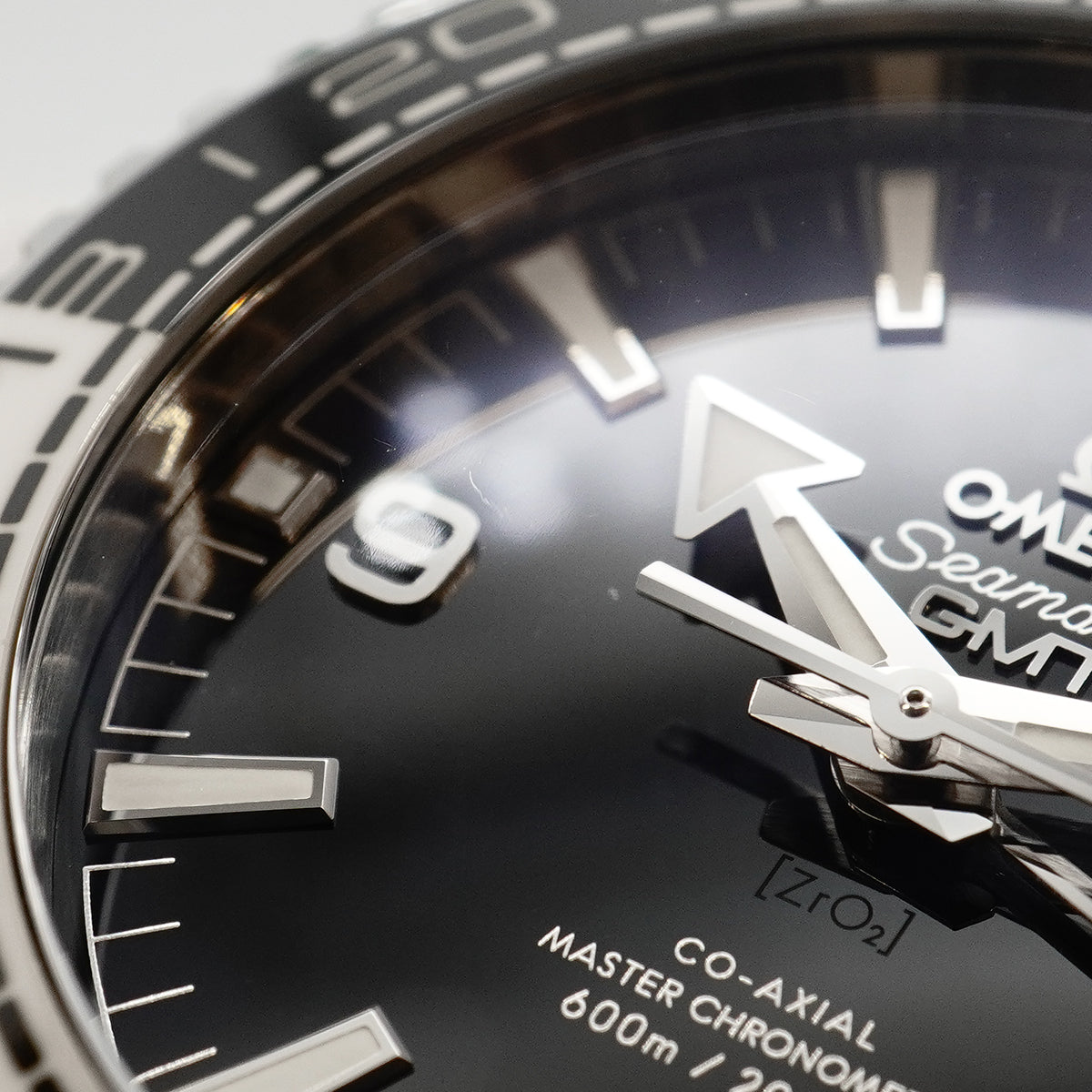 【6wcb0136】オメガ シーマスター 215.30.44.22.01.001 黒文字盤【中古】腕時計 メンズ