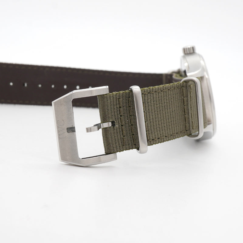 【6whb0127】IWC アイダブリューシー シャフハウゼン スピットファイア IW326801 黒文字盤【中古】腕時計 メンズ