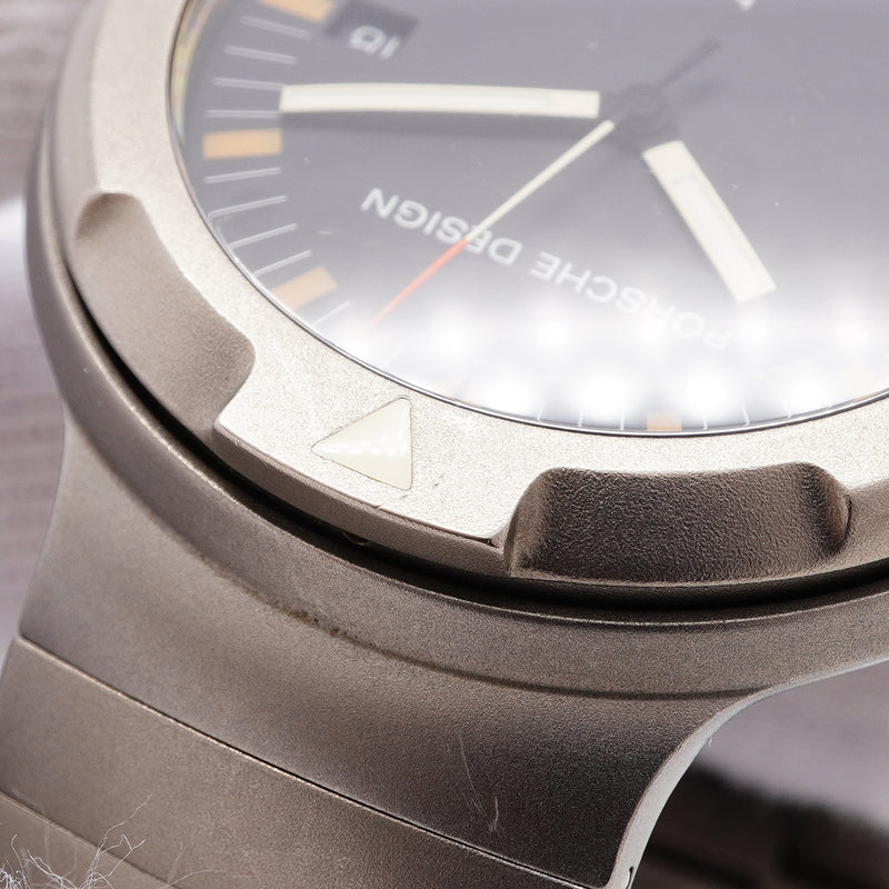 【6whd0281】IWC アイダブリューシー シャフハウゼン ポルシェデザイン オーシャン2000 IW352401 黒文字盤【中古】腕時計 メンズ