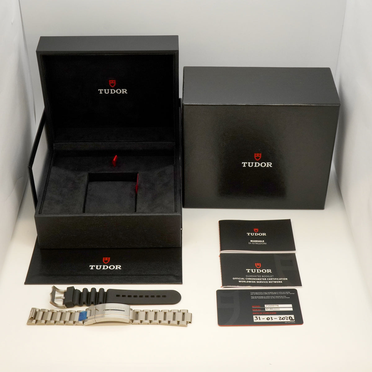 【6whd0326】チュードル ぺラゴス 25600TN 黒文字盤【中古】腕時計 メンズ