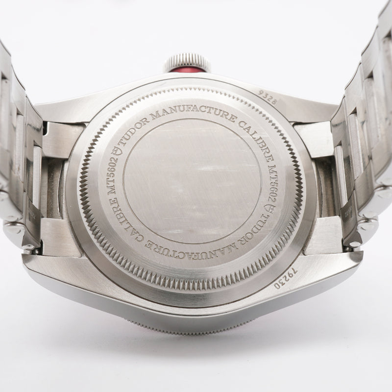 【6wid0242】チュードル ヘリテージ ブラックベイ 79230R 黒文字盤【中古】腕時計 メンズ