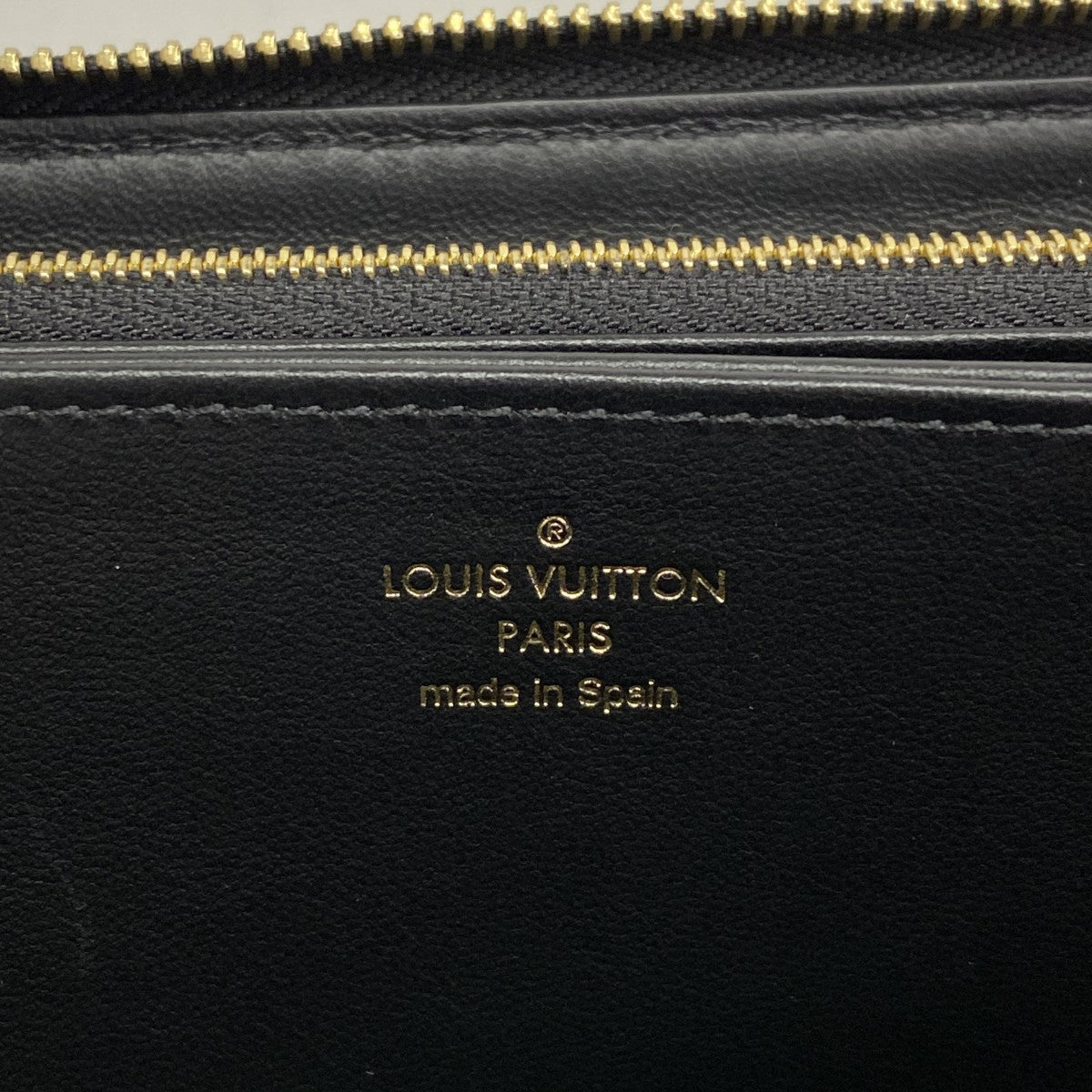 【6fc3345-k】ルイヴィトン 長財布 マヒナ ジッピーウォレット M82645 ノワール【中古】レディース