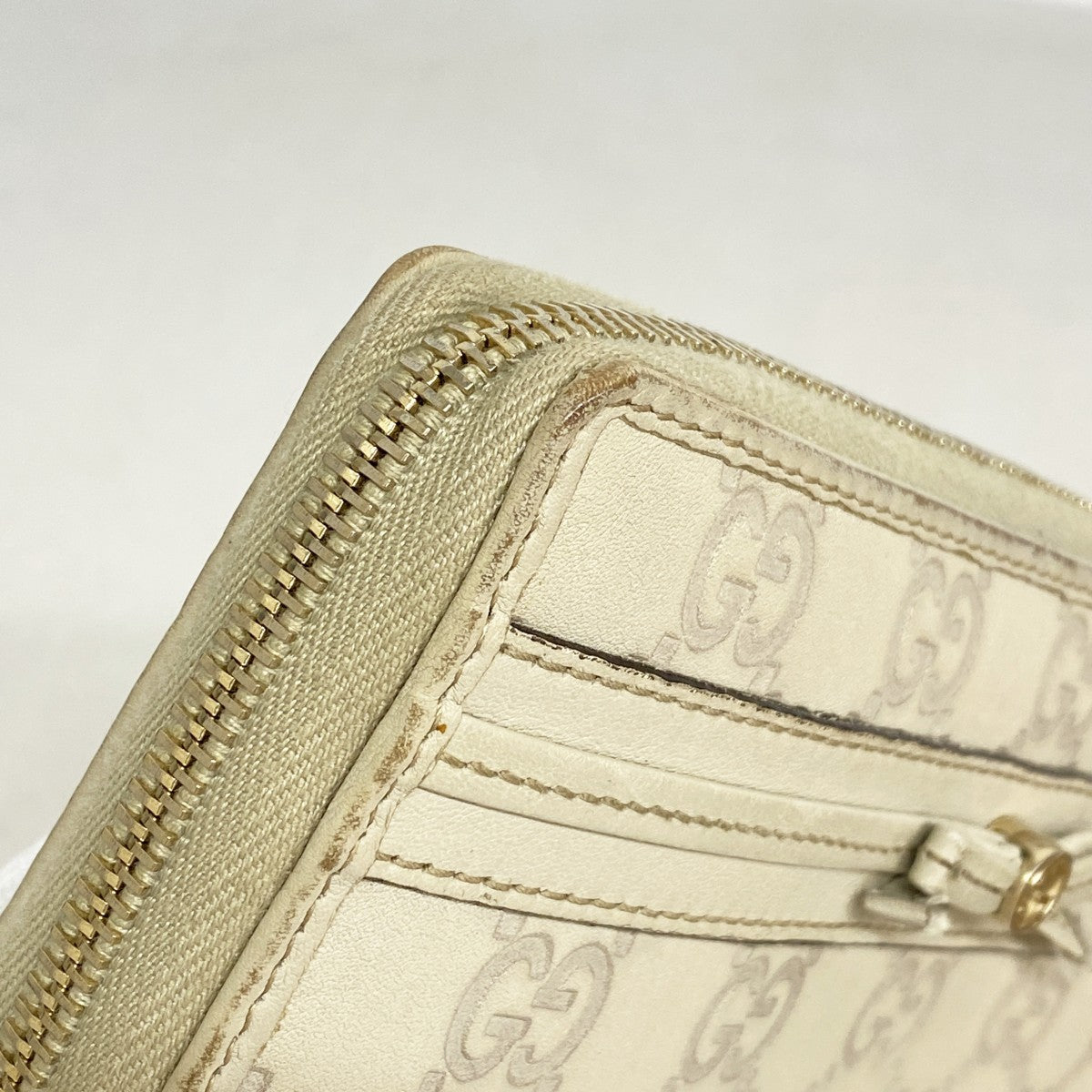 【6fc3344-k】グッチ 長財布 グッチシマ 257003 レザー ベージュ ゴールド金具【中古】レディース